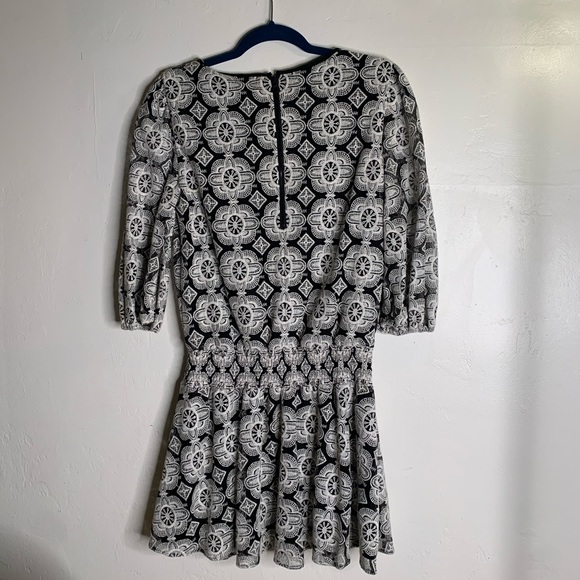 Alice + Olivia Cream & Black Geraldine Dress Size 4 - Picture 2 of 6